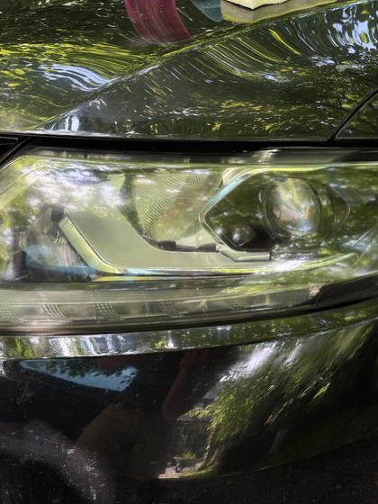 Après le passage de Stanwash : phare avant (Nissan Qashqai)